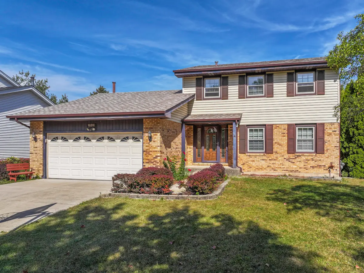620 S Point Drive, Schaumburg, IL 60193 - Image #1