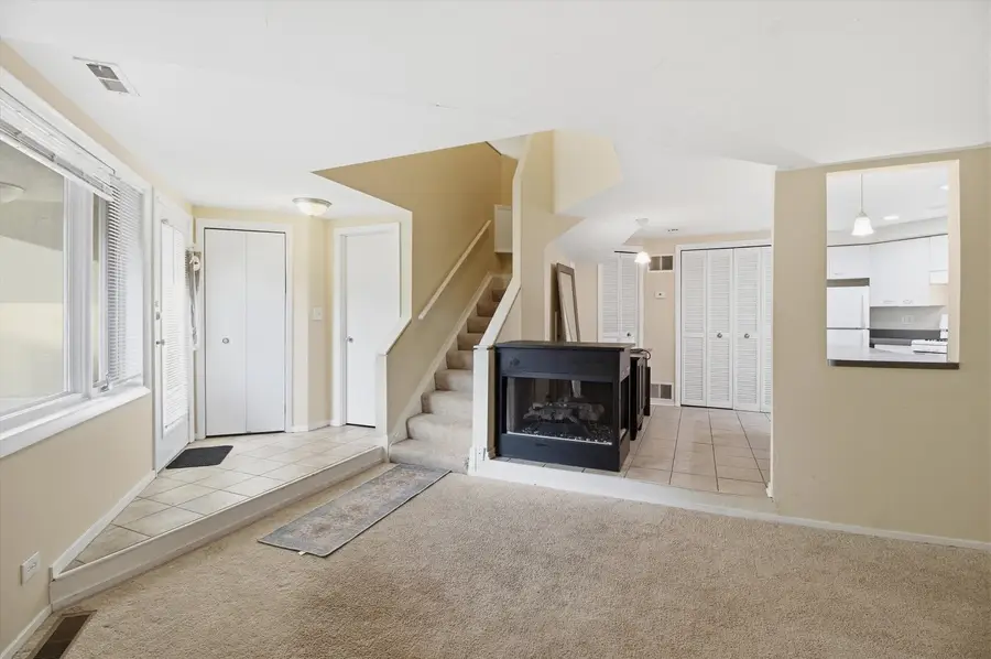 6337 Roosevelt Road #114, Berwyn, IL 60402 - Image #2