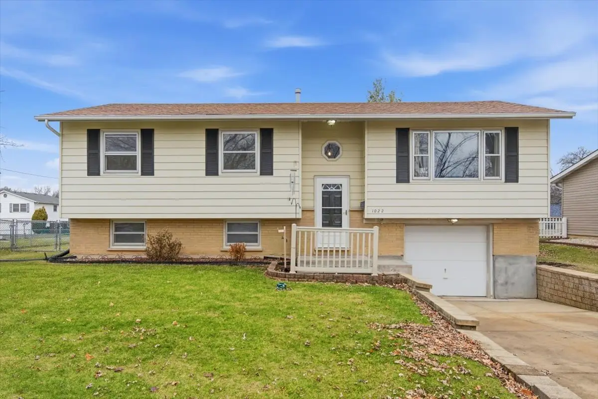 1022 White Bridge Lane, Hanover Park, IL 60133 - Image #1