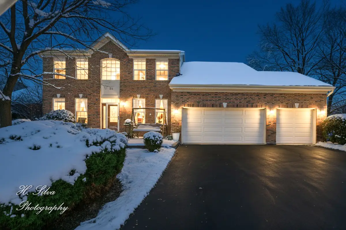 496 Oakhurst Lane, Carpentersville, IL 60110 - Image #1