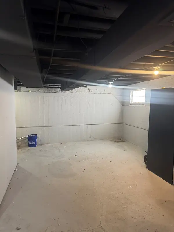 654 E 105th Street, Chicago, IL 60628