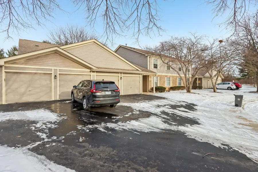 1106 Stratford Court, Elgin, IL 60120 - Image #2
