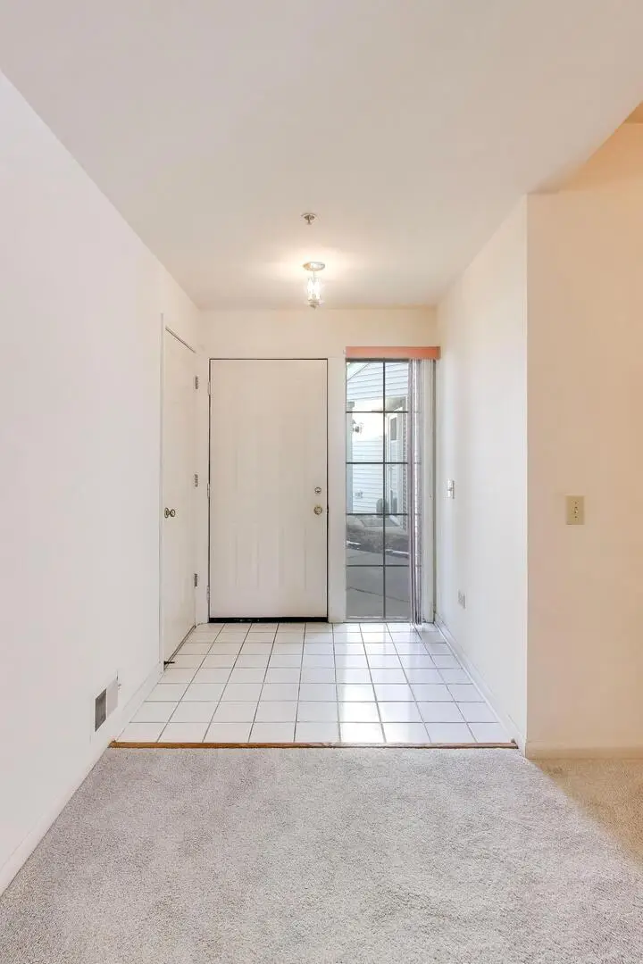 1144 E Cambria North Lane, Lombard, IL 60148 - #3