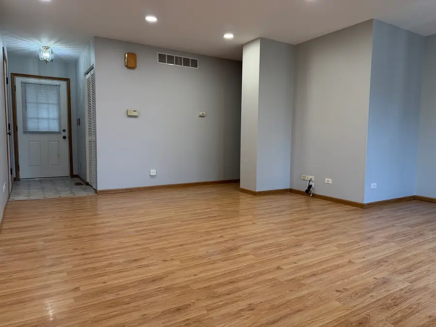 3115 Village Green Drive, Aurora, IL 60504 - Image #2