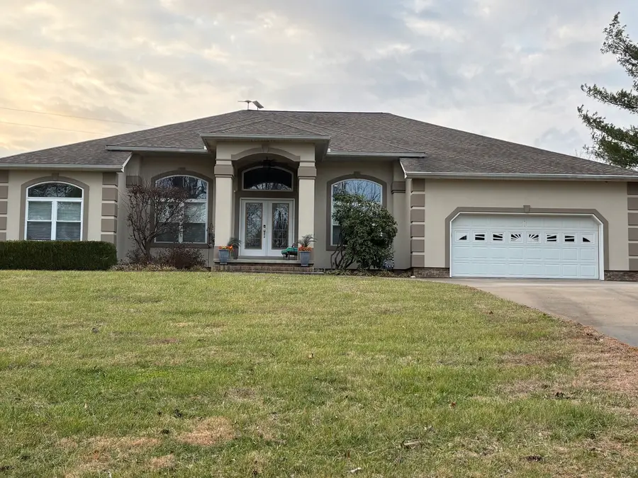 255 Twin Springs Loop, Anna, IL 62906 - Image #2