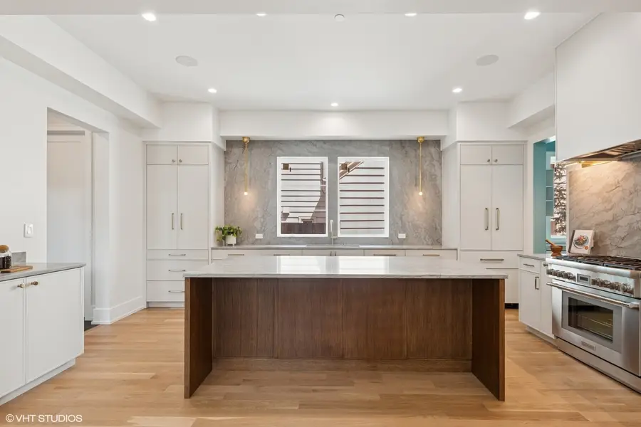 146 Sterling Lane, Wilmette, IL 60091 - Image #2