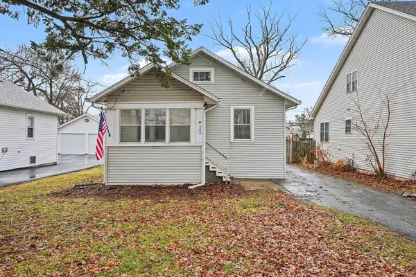 143 E Division Street, Villa Park, IL 60181