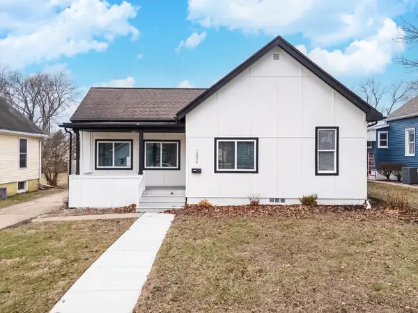 1006 N Morris Avenue, Bloomington, IL 61701