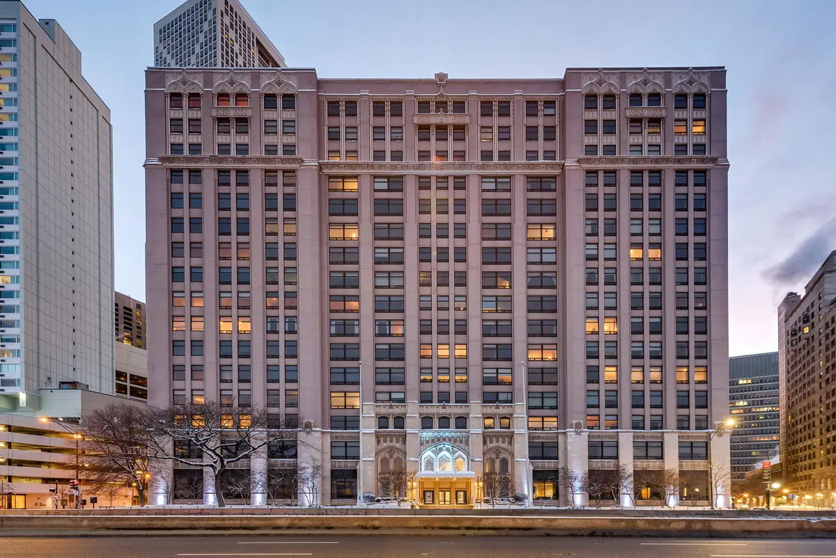 680 N Lake Shore Drive #821, Chicago, IL 60611 - Image #1