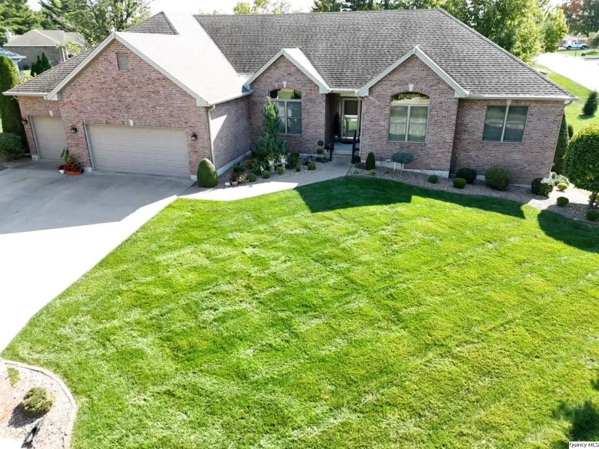 3910 Newcastle, Quincy, IL 62305 - Image #1