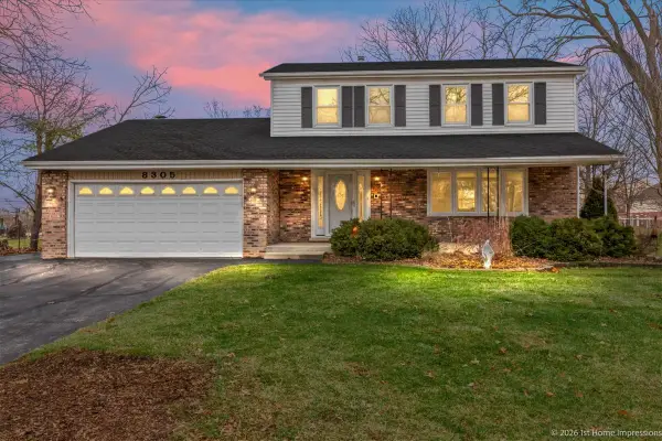 8305 S 85th Court, Hickory Hills, IL 60457