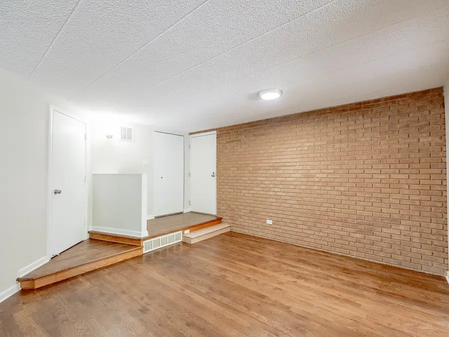 6015 Lakeside Place #203A, Tinley Park, IL 60477 - Image #2