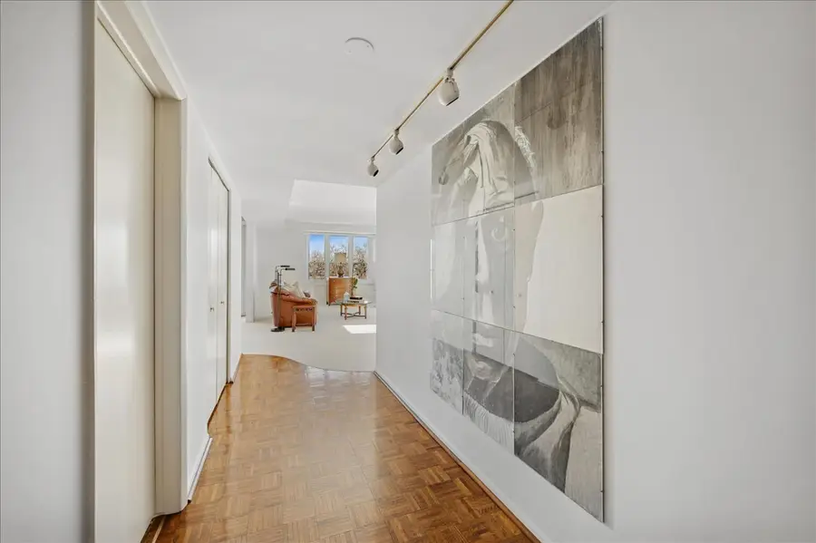 640 Winnetka Mews #405, Winnetka, IL 60093 - #2