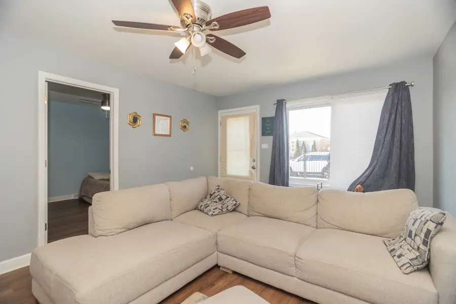 4523 S Laporte Avenue, Chicago, IL 60638 - Image #2