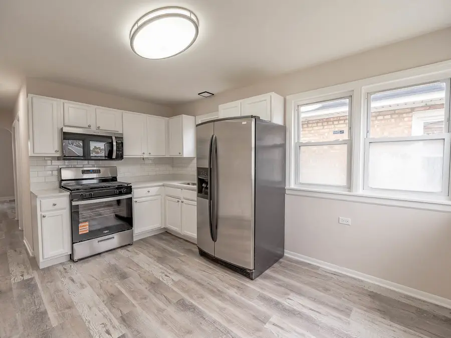 7920 S Mozart Street, Chicago, IL 60652 - Image #3