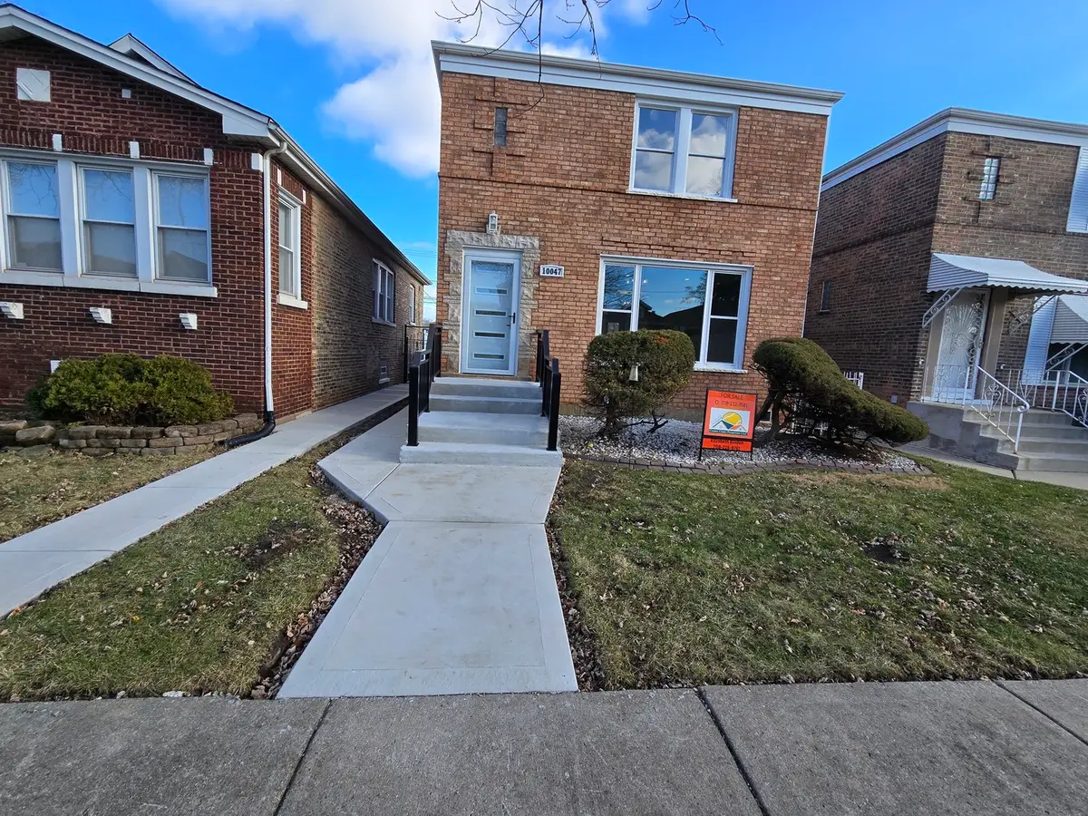 10047 S Calumet Avenue, Chicago, IL 60628 - Image #1