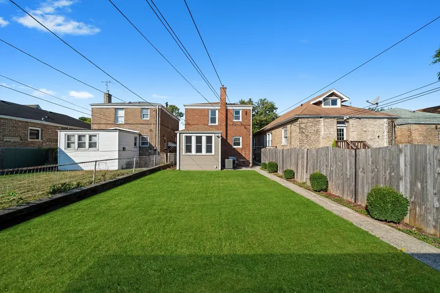 10047 S Calumet Avenue, Chicago, IL 60628 - Image #3