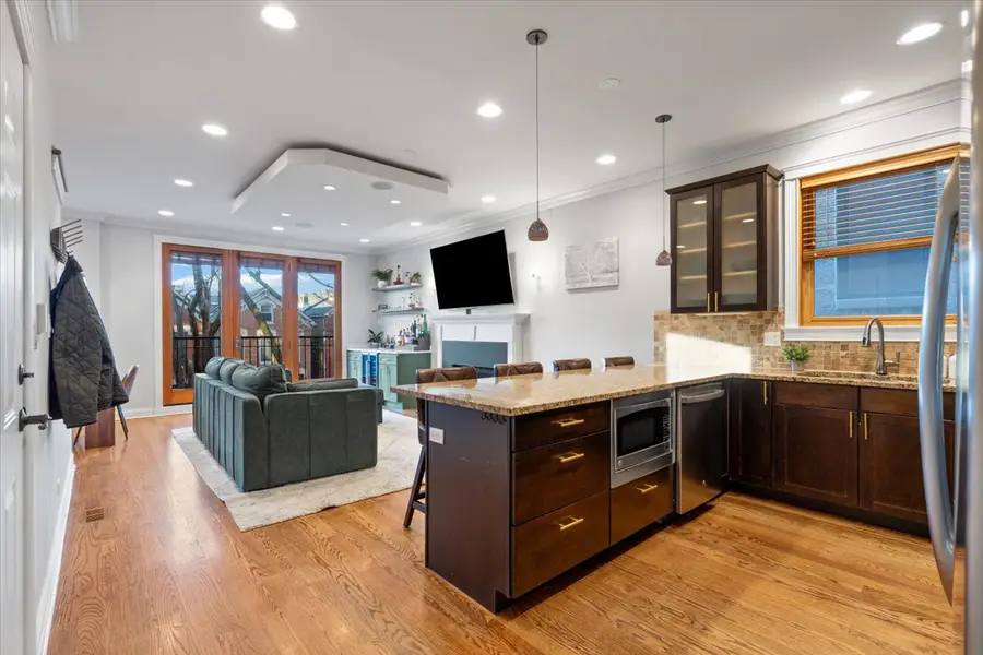 863 N Hermitage Avenue #2, Chicago, IL 60622 - Image #2