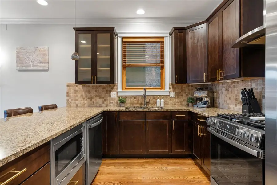 863 N Hermitage Avenue #2, Chicago, IL 60622 - Image #3