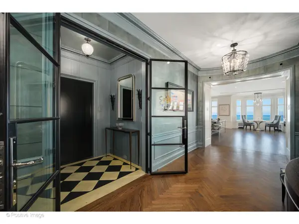 1430 N Lake Shore Drive #18, Chicago, IL 60610