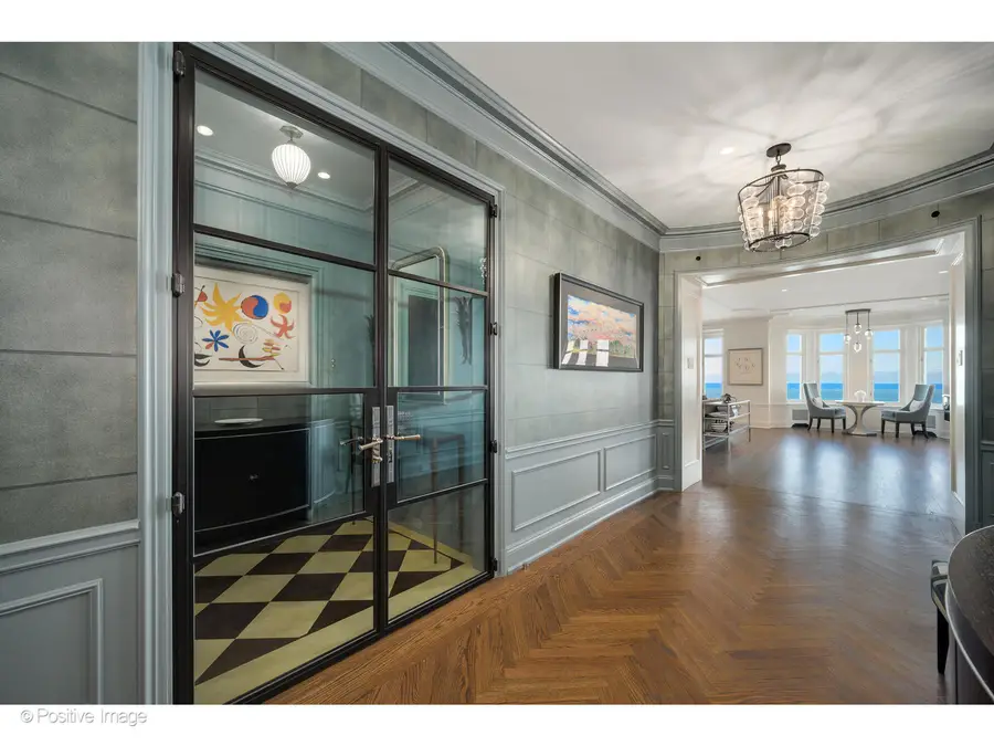 1430 N Lake Shore Drive #18, Chicago, IL 60610 - Image #2