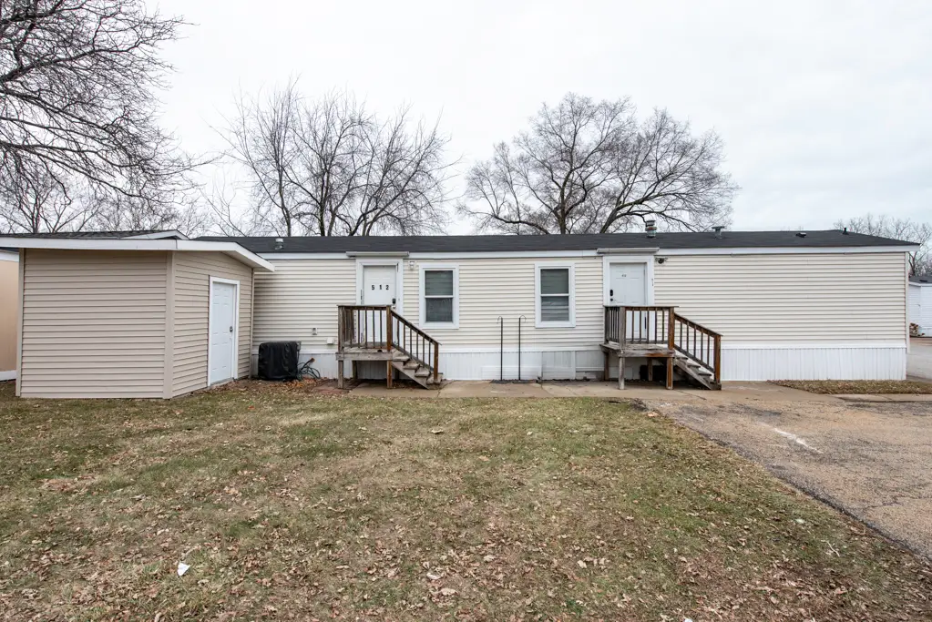 38569 N Sheridan Road #512, Beach Park, IL 60087 - Image #1
