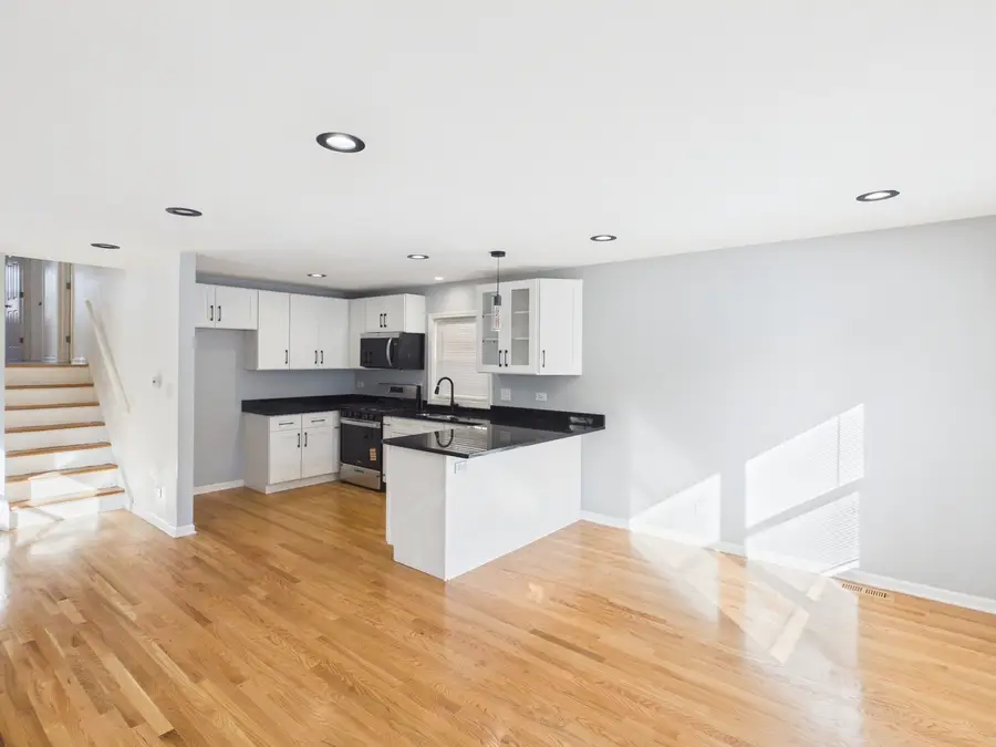 Address Withheld By Seller, Chicago, IL 60619 - #2