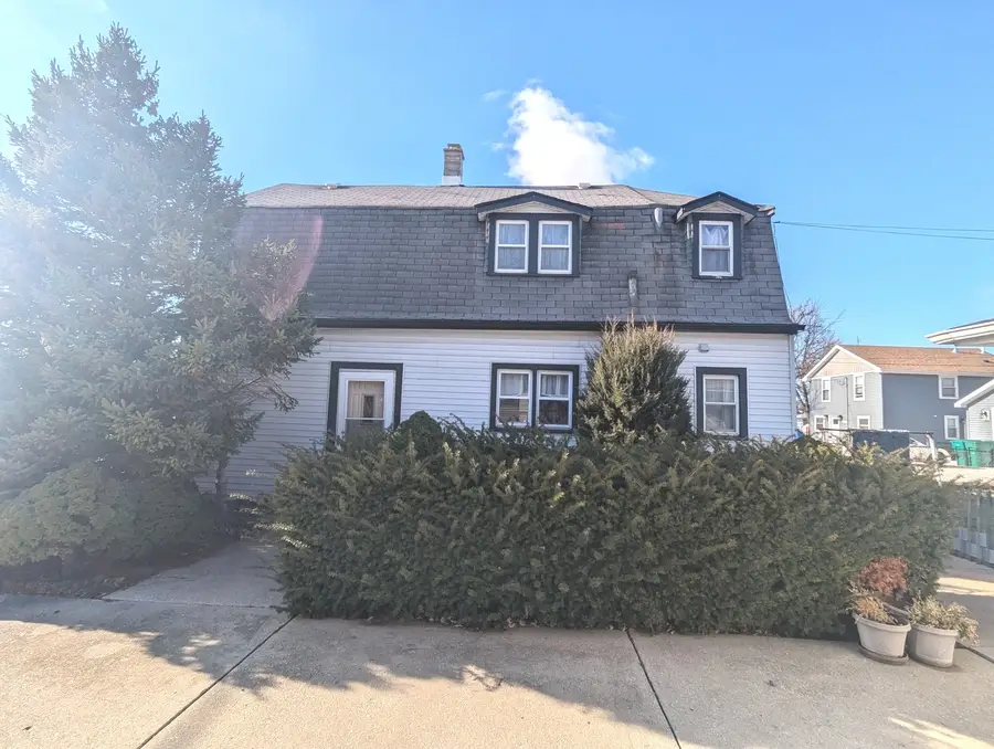 5708 84 Place, Burbank, IL 60459 - Image #2