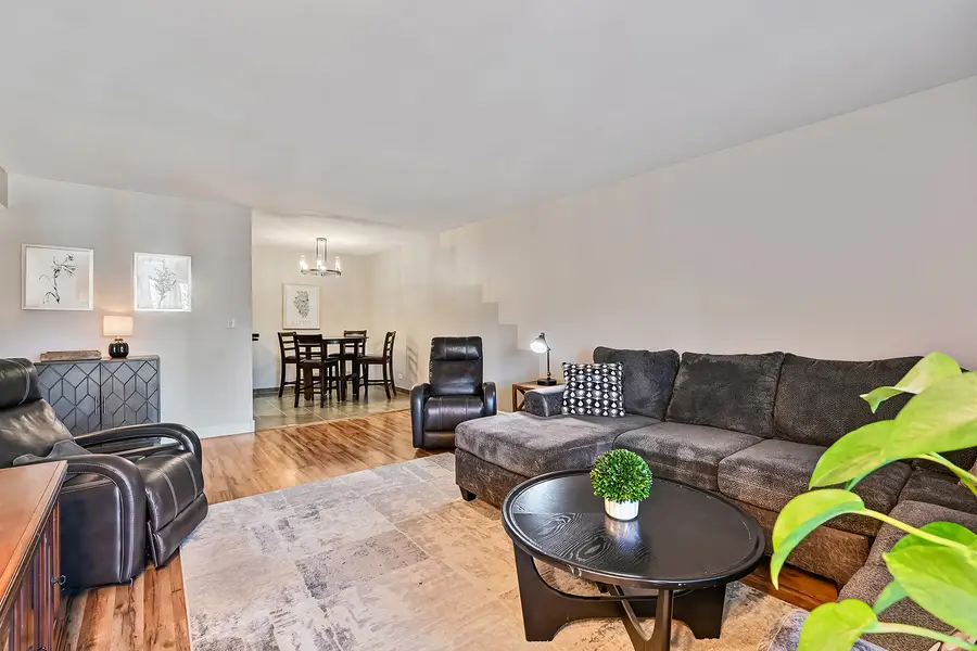 14A Kingery Quarter #204, Willowbrook, IL 60527 - Image #3