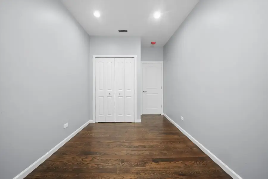 2731 S Whipple Street, Chicago, IL 60623 - Image #3