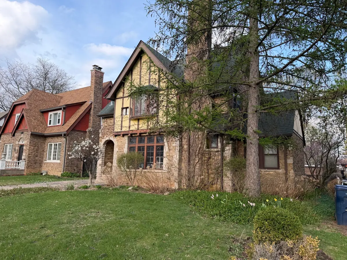 1411 N Jackson Street, Waukegan, IL 60085 - #1