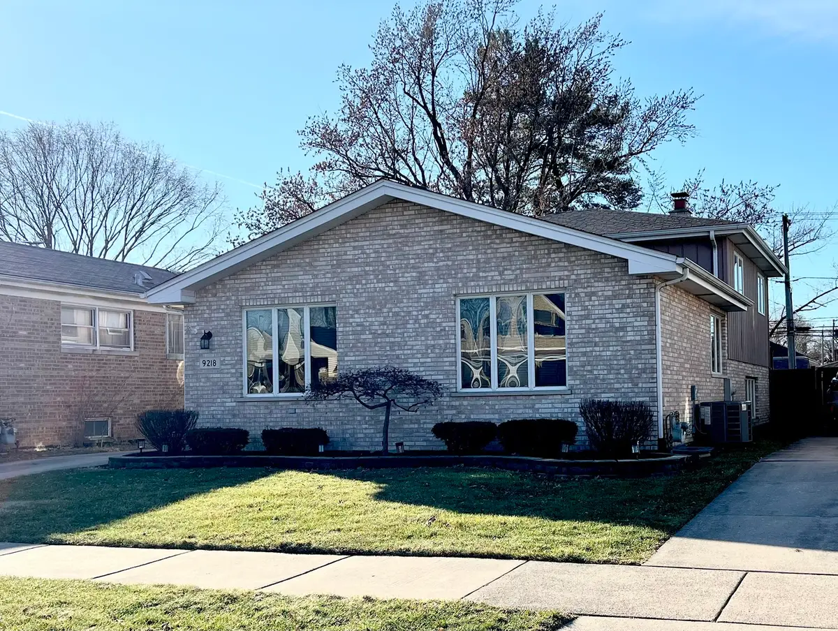 9218 S Albany Avenue, Evergreen Park, IL 60805 - Image #1