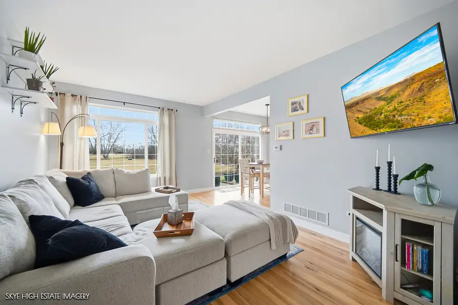 6816 Zurich Court, Tinley Park, IL 60477 - Image #2