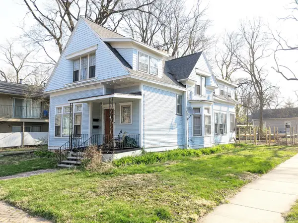 210 S Grove Street, Urbana, IL 61802