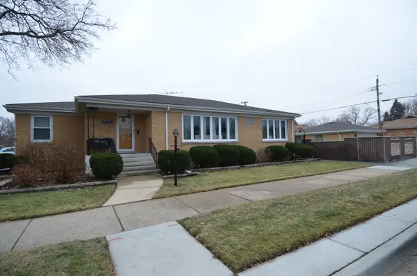 7235 W Barry Avenue, Chicago, IL 60707