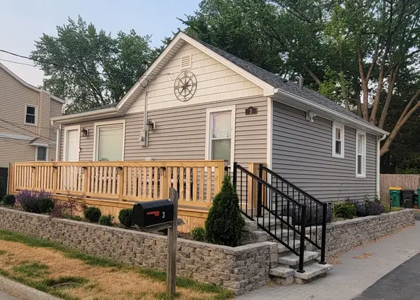 3 N Maple Avenue, Fox Lake, IL 60020