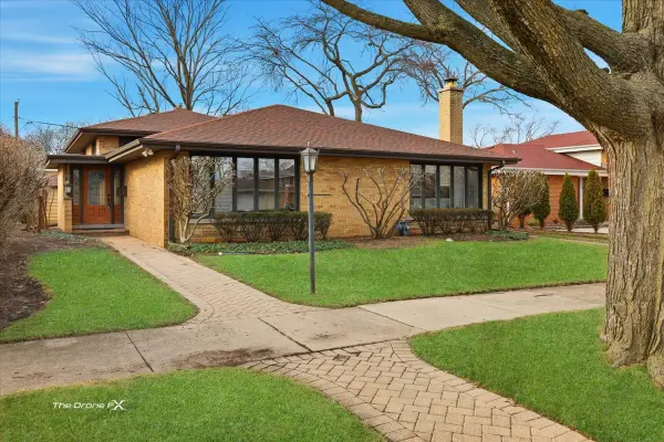 9412 Kilbourn Avenue, Skokie, IL 60076