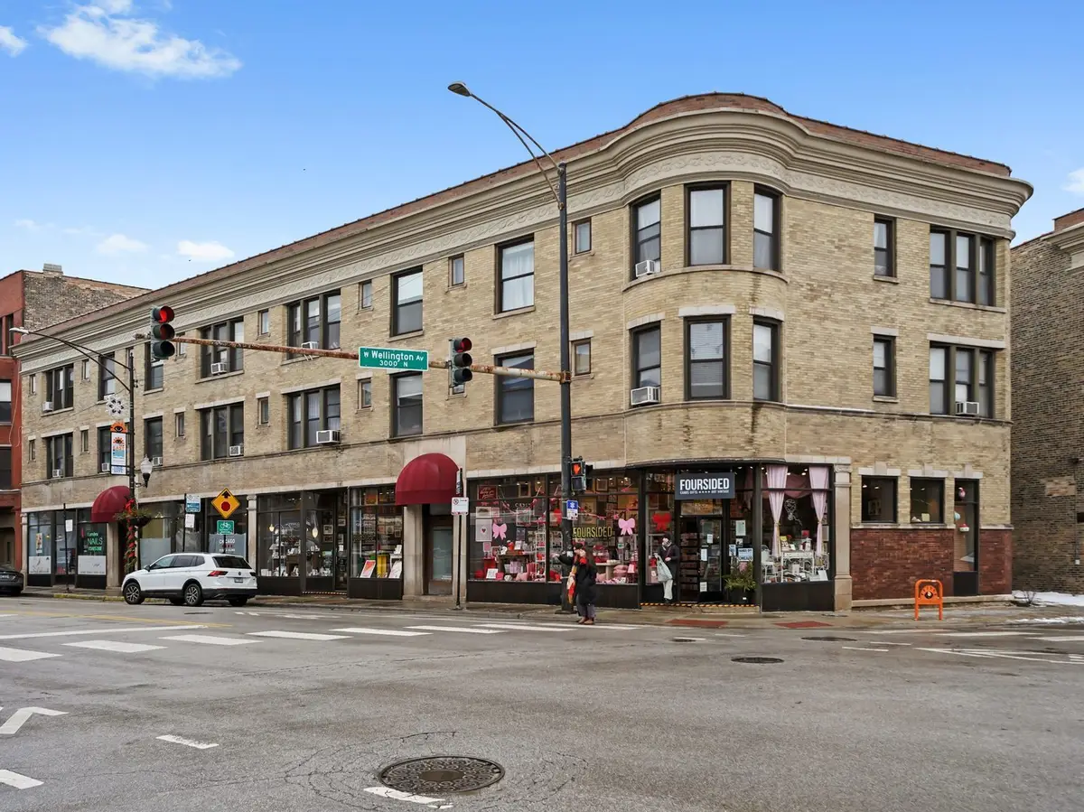 2956 N Clark Street #2, Chicago, IL 60657 - Image #1