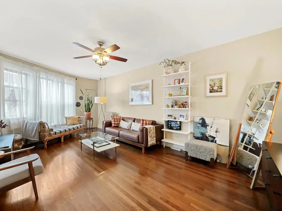 2956 N Clark Street #2, Chicago, IL 60657 - Image #2