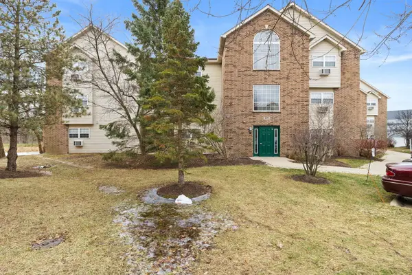 410 Cunat Boulevard #2G, Richmond, IL 60071