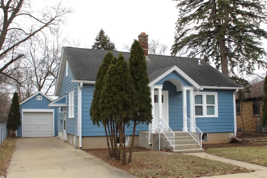 689 Bent Street, Elgin, IL 60120 - Image #2