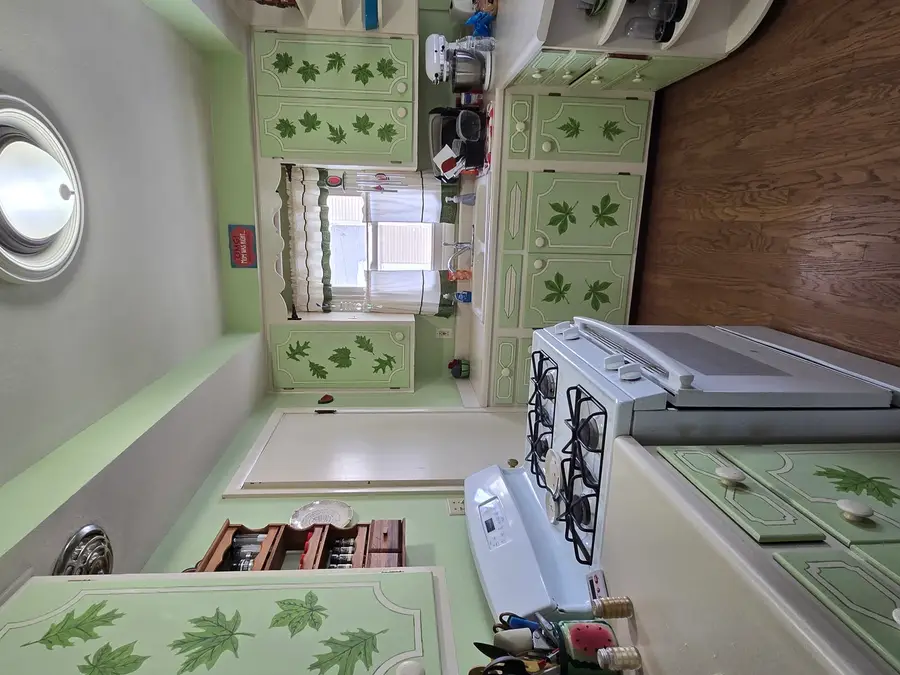 1408 S 10th Street, Clinton, IA 52372 - Image #3