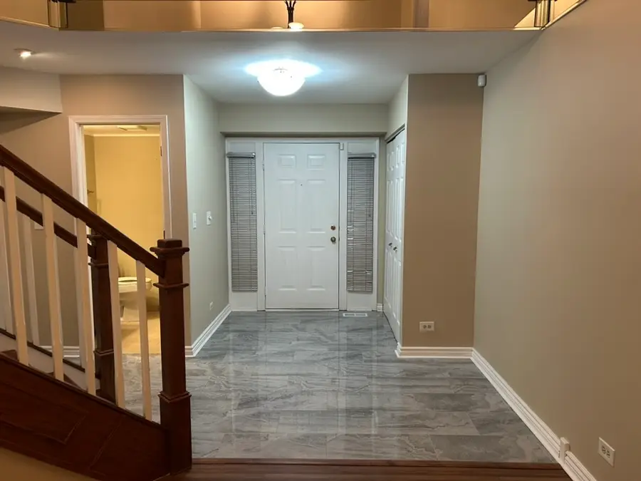 194 N Clare Court, Wood Dale, IL 60191 - Image #2