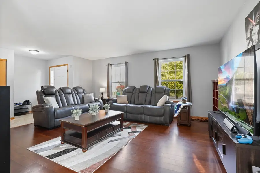 2306 Willow Lakes Drive, Plainfield, IL 60586 - Image #2