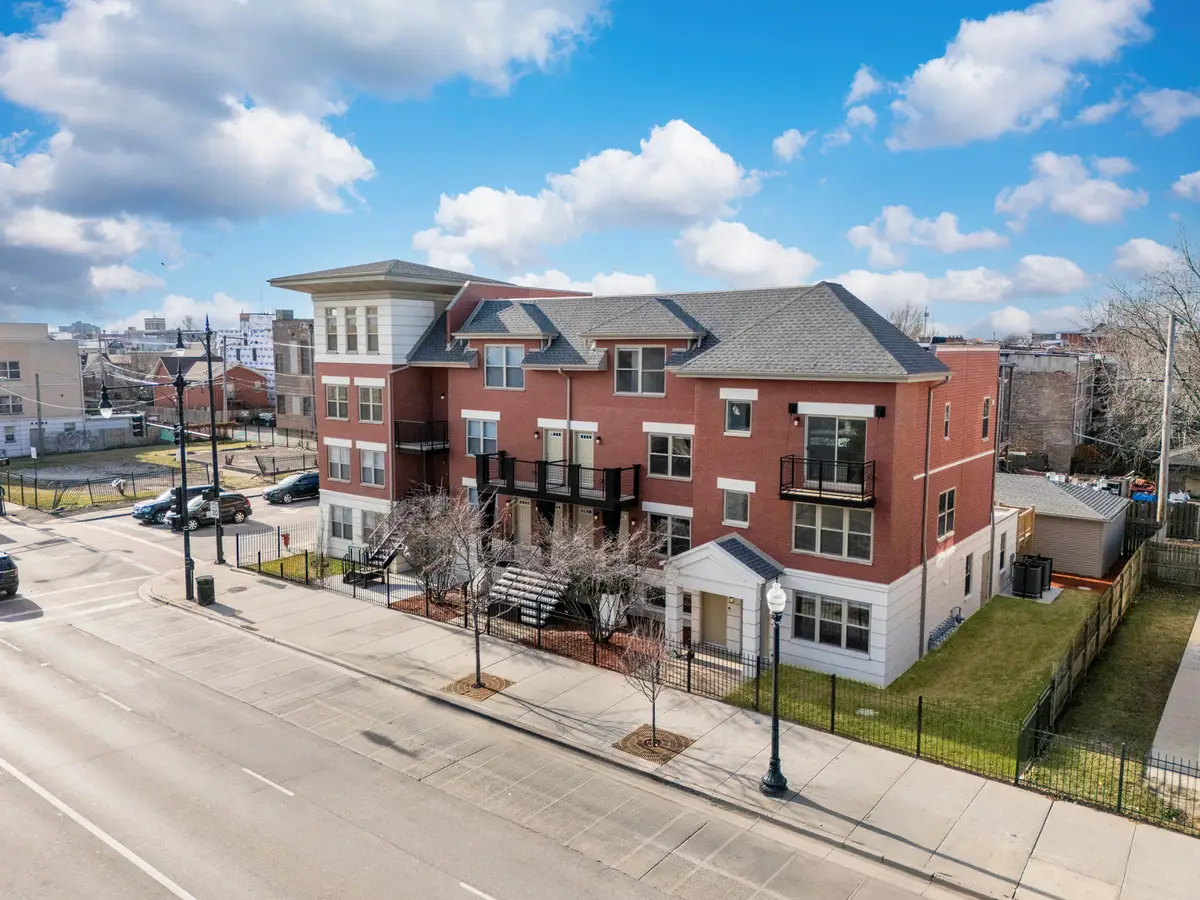 218 S Western Avenue #A, Chicago, IL 60612 - Image #1