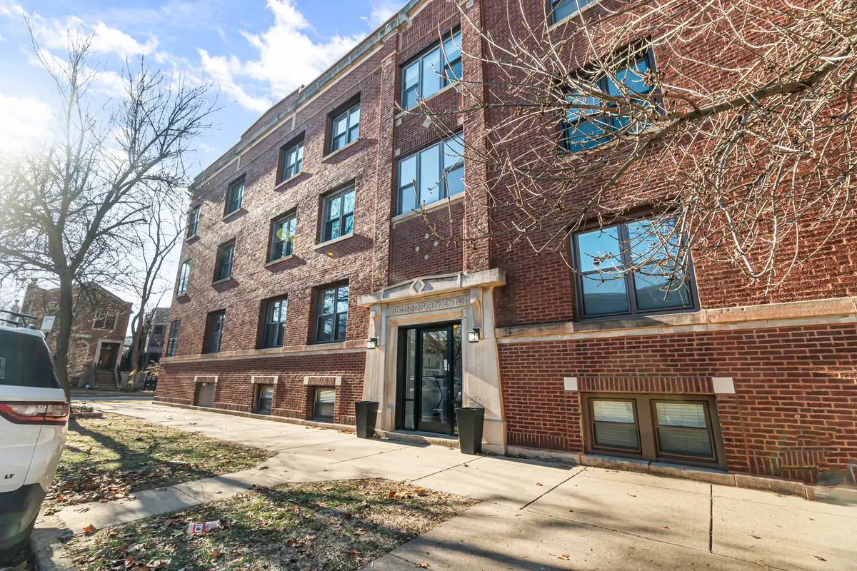 3904 N Wolcott Avenue #2, Chicago, IL 60613 - #1