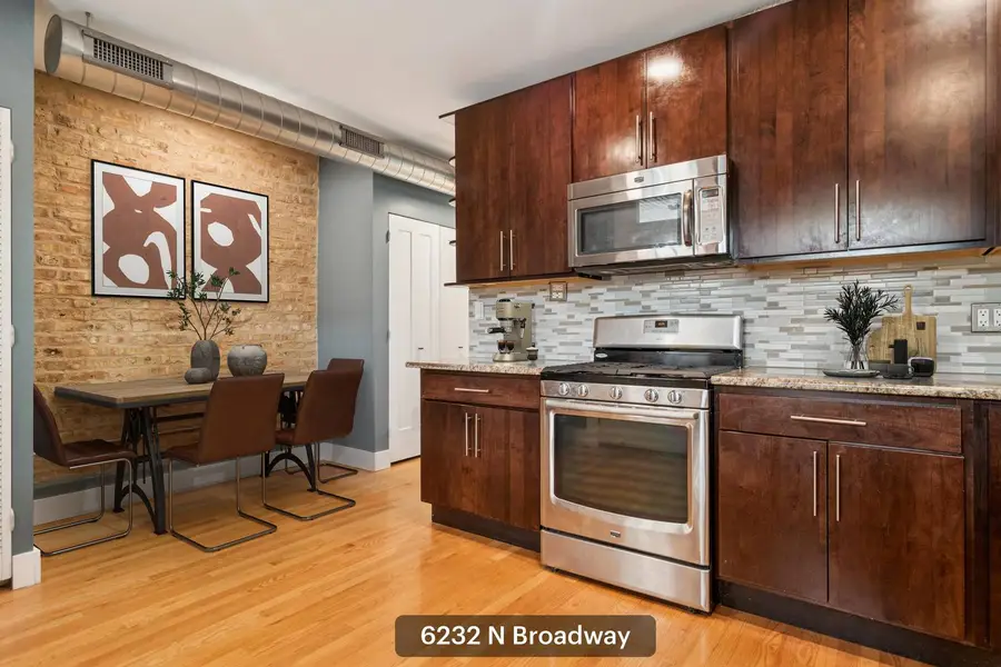 6232 N Broadway Street #2, Chicago, IL 60660 - Image #2