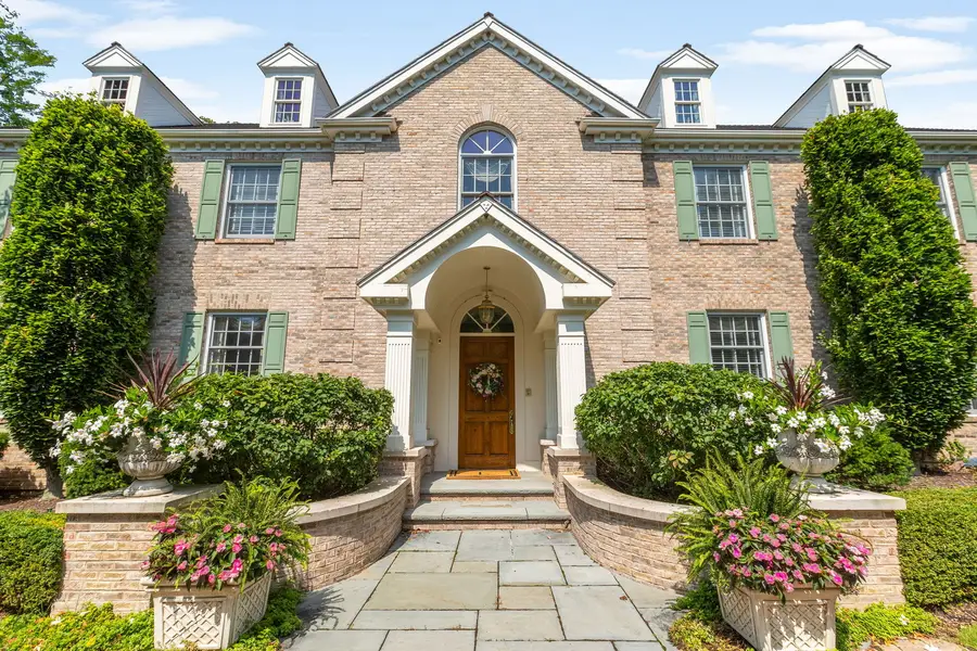 340 E Westleigh Road, Lake Forest, IL 60045 - #3