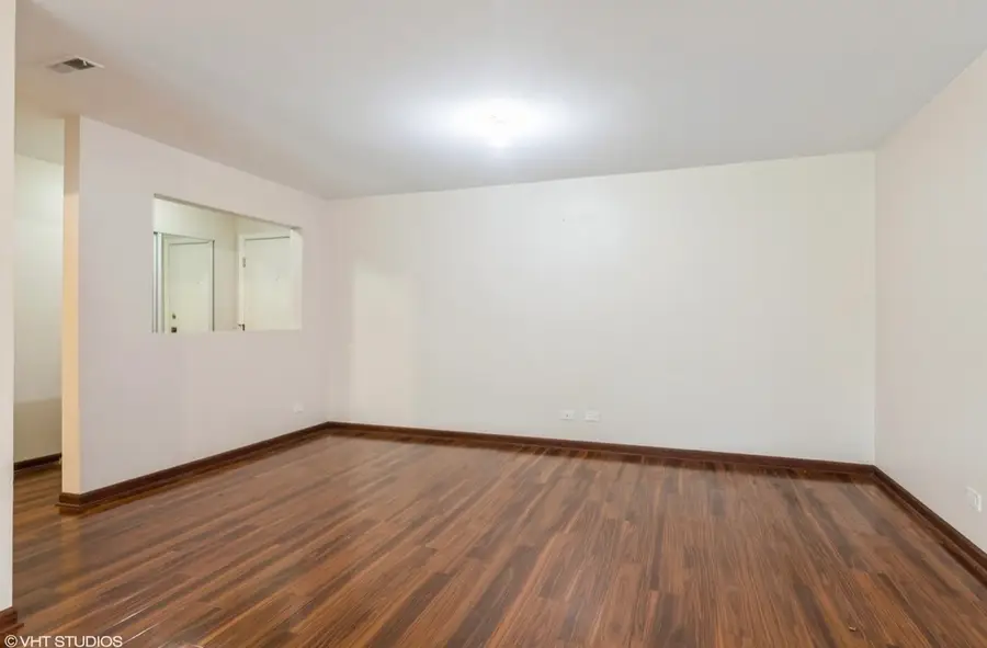 1525 Sander Court #113, Wheeling, IL 60090 - Image #3