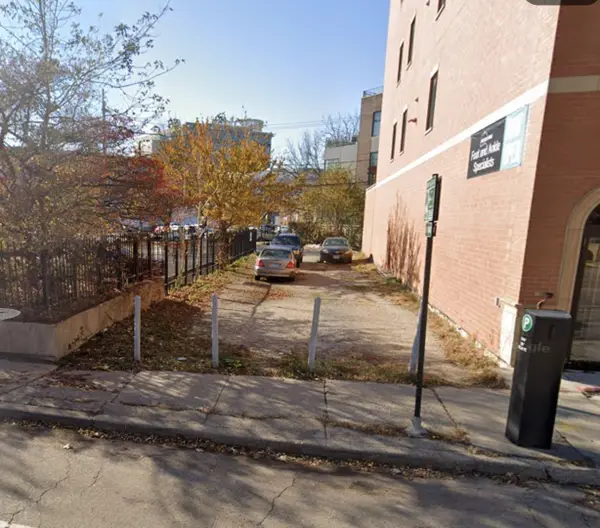 1716 N Clybourn Avenue, Chicago, IL 60614